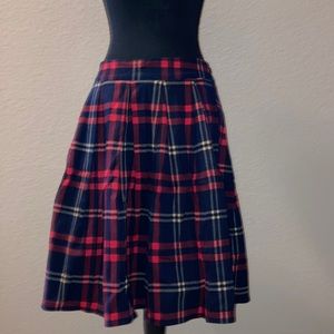 Women’s Medium Plaid, Long Skirt